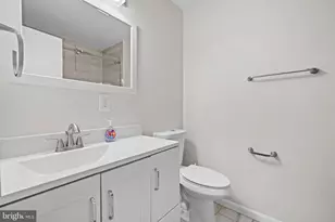 11905 Ambleside Dr, Potomac, MD 20854 - Photo 27