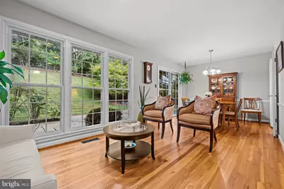 11905 Ambleside Drive, Potomac, MD 20854 - Photo 7