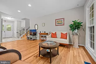 11905 Ambleside Dr, Potomac, MD 20854 - Photo 5