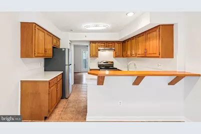 20633 Highland Hall Drive, Gaithersburg, MD 20886 - Photo 9