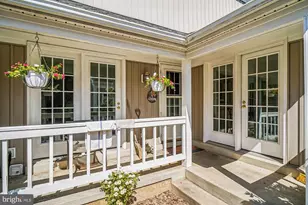 20633 Highland Hall Dr, Gaithersburg, MD 20886 - Photo 3