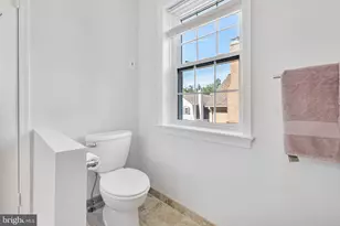 11008 Wickshire Way, Rockville, MD 20852 - Photo 33