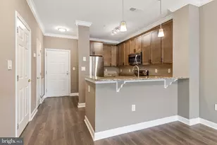 801 Pleasant Dr, Rockville, MD 20850 - Photo 11