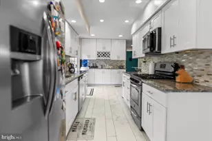 14900 Westbury Rd, Rockville, MD 20853 - Photo 5