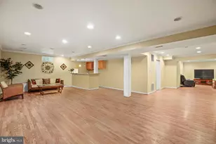 225 Shadow Glen Ct, Gaithersburg, MD 20878 - Photo 19