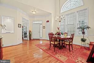 225 Shadow Glen Ct, Gaithersburg, MD 20878 - Photo 3