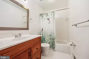19810 Madrigal Dr, Germantown, MD 20876 - Photo 29