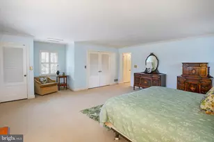 8126 Kerry Ln, Chevy Chase, MD 20815 - Photo 17