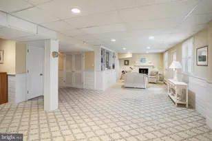 8126 Kerry Ln, Chevy Chase, MD 20815 - Photo 21