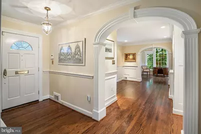 8126 Kerry Lane, Chevy Chase, MD 20815 - Photo 3