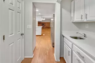 1 Pembrooke View Ct, Gaithersburg, MD 20877 - Photo 11
