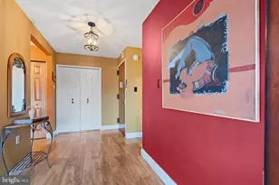 5225 Pooks Hill Rd, Bethesda, MD 20814 - Photo 15