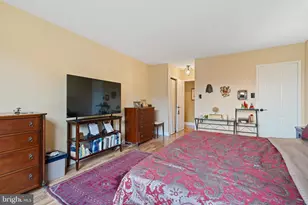 5225 Pooks Hill Rd, Bethesda, MD 20814 - Photo 5