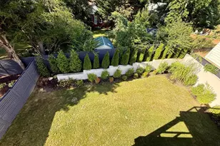 3417 Cummings Ln, Chevy Chase, MD 20815 - Photo 3