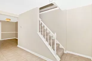 11181 Captain's Walk Ct, North Potomac, MD 20878 - Photo 29