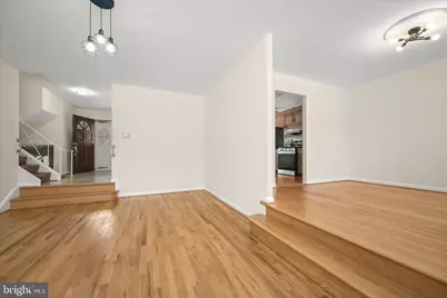 11828 Enid Drive, Potomac, MD 20854 - Photo 9