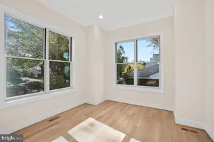 6107 Dunleer Ct, Bethesda, MD 20817 - Photo 5