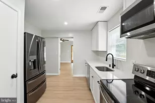 2609 Fenimore Rd, Silver Spring, MD 20902 - Photo 3