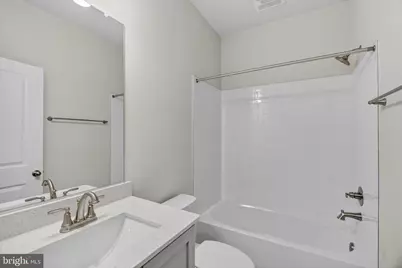 10042 Harper Vale Road, Montgomery Village, MD 20886 - Photo 15