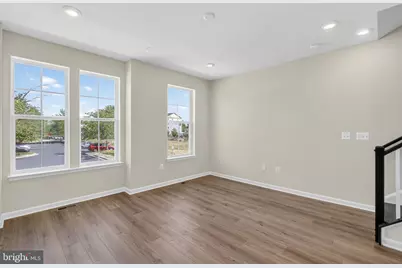 10042 Harper Vale Road, Montgomery Village, MD 20886 - Photo 5
