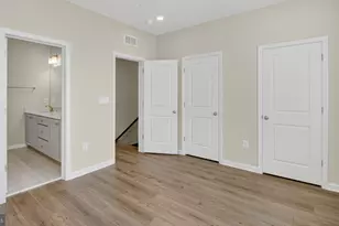 10042 Harper Vale Rd, Montgomery Village, MD 20886 - Photo 9