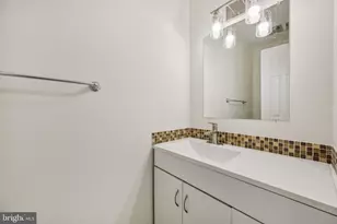 12260 Greenleaf Ave, Potomac, MD 20854 - Photo 9