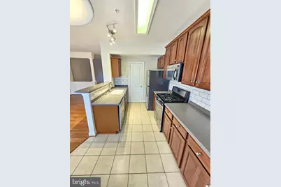 9820 Darcy Forest Drive, Silver Spring, MD 20910 - Photo 15