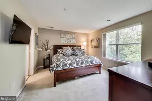 10021 Vanderbilt Cir, Rockville, MD 20850 - Photo 13