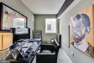 10021 Vanderbilt Cir, Rockville, MD 20850 - Photo 23