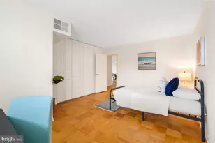 4601 N Park Ave, Chevy Chase, MD 20815 - Photo 29