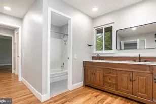 3 Don Mills Ct, Rockville, MD 20850 - Photo 17