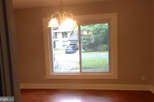 3 Don Mills Ct, Rockville, MD 20850 - Photo 3