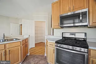 101 Watkins Pond Blvd, Rockville, MD 20850 - Photo 9