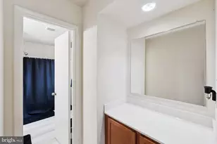 18559 Cape Jasmine Way, Gaithersburg, MD 20879 - Photo 19