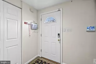 18811 Pintail Ln, Gaithersburg, MD 20879 - Photo 5