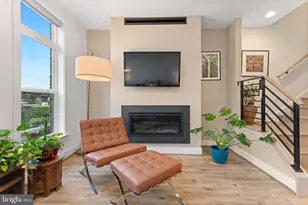 3533 Bellflower Ln, Rockville, MD 20852 - Photo 9