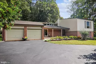 8805 Hidden Hill Ln, Rockville, MD 20854 - Photo 1