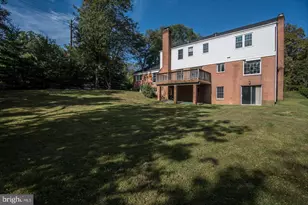 9601 Persimmon Tree Rd, Potomac, MD 20854 - Photo 25