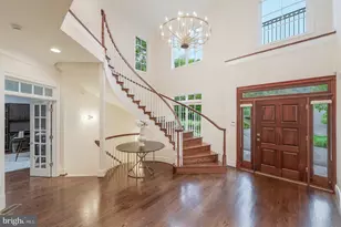 7020 Mountain Gate Dr, Bethesda, MD 20817 - Photo 5