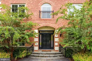 7020 Mountain Gate Dr, Bethesda, MD 20817 - Photo 3