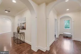 7020 Mountain Gate Dr, Bethesda, MD 20817 - Photo 29