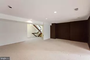 7036 Buxton Terrace, Bethesda, MD 20817 - Photo 9