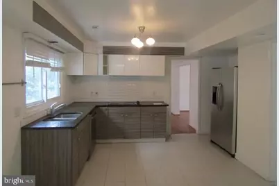 12608 Norcross Court, Silver Spring, MD 20904 - Photo 5