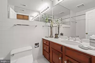 8101 Connecticut Ave, Chevy Chase, MD 20815 - Photo 19