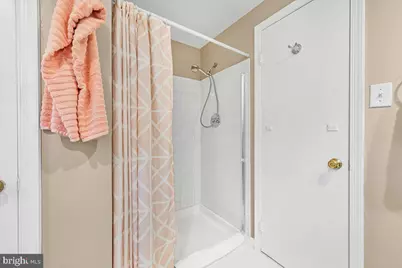 9809 Canal Road, Gaithersburg, MD 20886 - Photo 29