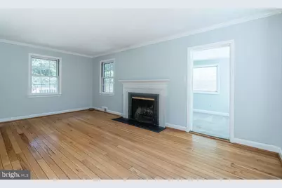 4505 Conifer Lane, Bethesda, MD 20814 - Photo 7