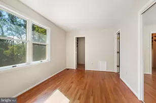 5704 Mossrock Dr, North Bethesda, MD 20852 - Photo 23