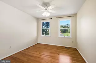 5704 Mossrock Dr, North Bethesda, MD 20852 - Photo 29