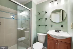 5704 Mossrock Dr, North Bethesda, MD 20852 - Photo 35