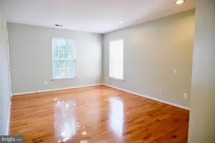 19504 Bowman Ridge Dr, Germantown, MD 20874 - Photo 9